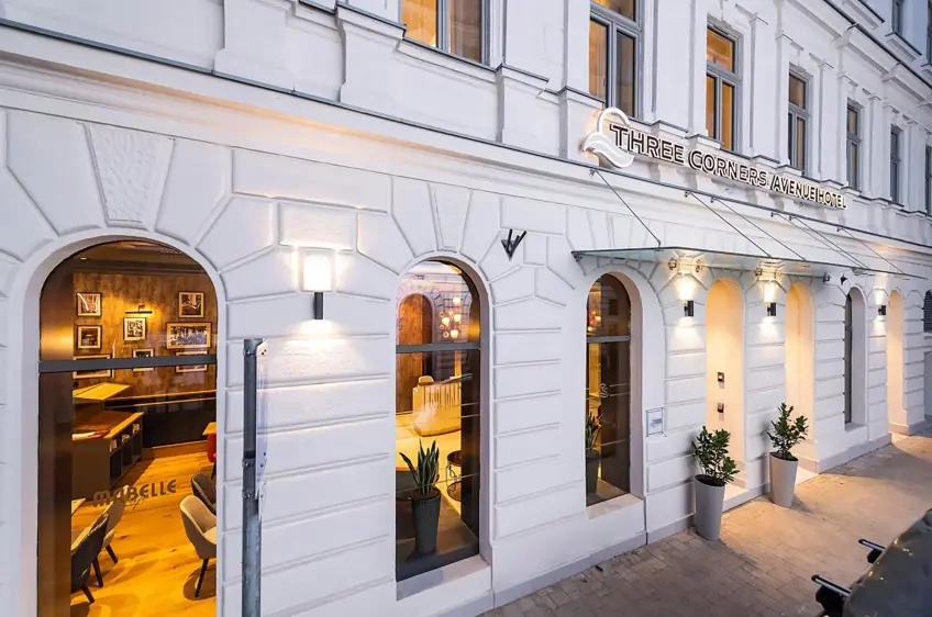 Three Corners Hotel - Rebrand – Bild 7
